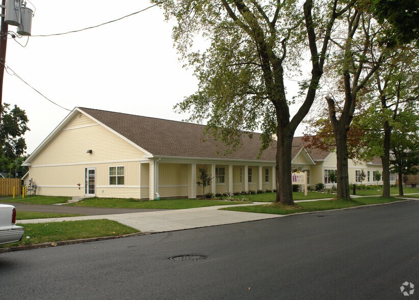 More Photos Of 111 Maple St, Buffalo Rehabilitation Center For Sale