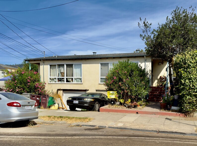 More Photos Of 4160 Masterson St, Oakland Apartments For Sale