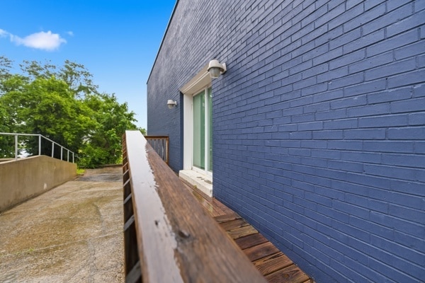 More Photos Of 325 W Main St, Lebanon Office Residential For Sale
