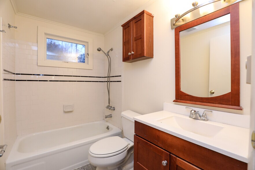 More Photos Of 3191 State Route 23, Hillsdale Apartments For Sale