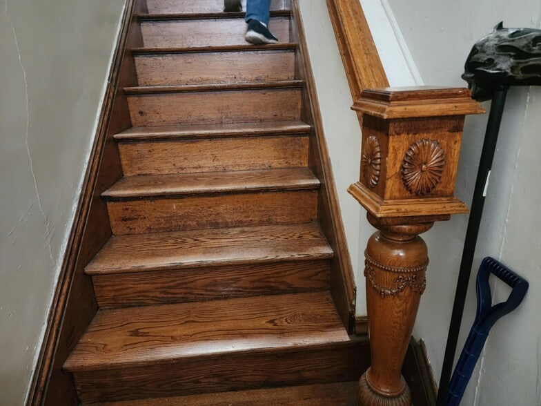 More Photos Of 87 E Broad St, Bethlehem Office For Sale