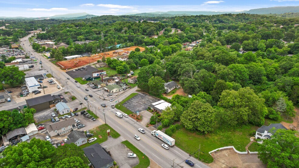 More Photos Of 4611 Hixson Pike, Hixson Office For Lease