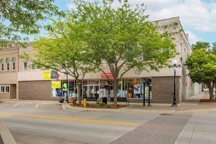 More Photos Of 546 W 2nd St, Webster City Apartments For Sale