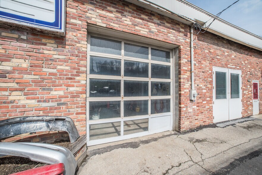 More Photos Of 6220 Library Rd, Bethel Park Auto Repair For Sale