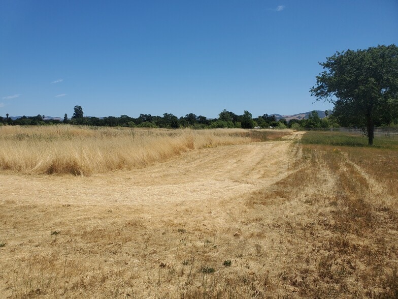 More Photos Of 4001 Coral Sea Ave, Santa Rosa Land For Sale