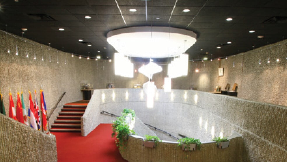 More Photos Of 1000 Stewart Ave, Garden City Research And Development For Sale