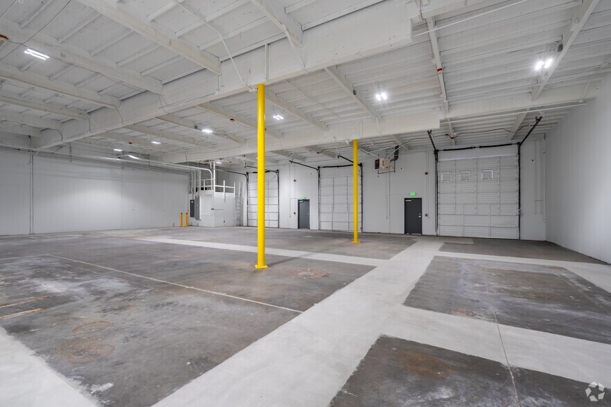More Photos Of 22441-22477 72nd Ave S, Kent Unknown For Lease