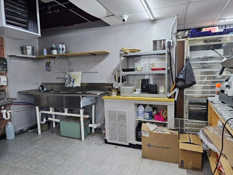 More Photos Of 101 W 4th St, Jamestown General Retail For Sale