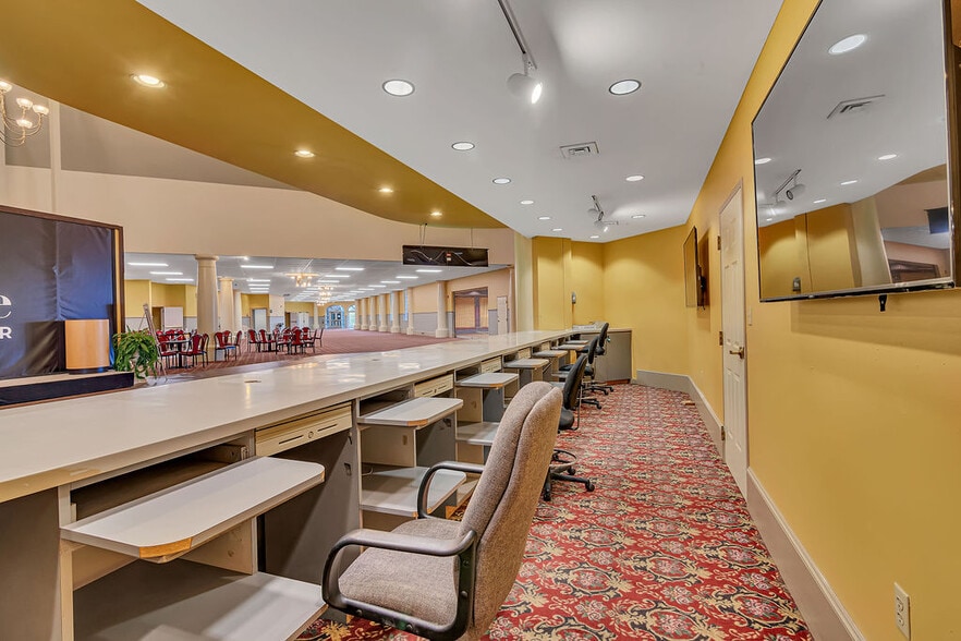 More Photos Of 2527 State Highway 248, Branson Lodge Meeting Hall For Sale