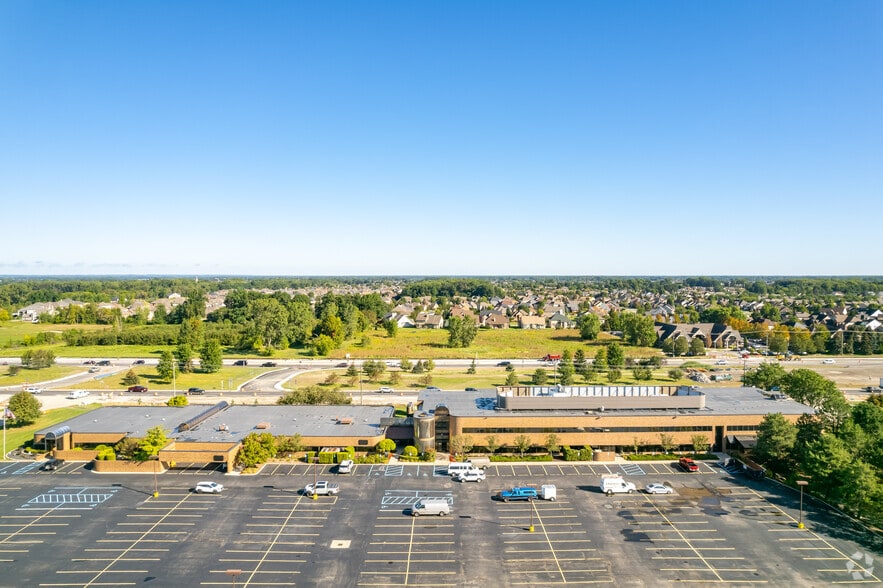 More Photos Of 19700-19800 Hall Rd, Clinton Township Office For Sale