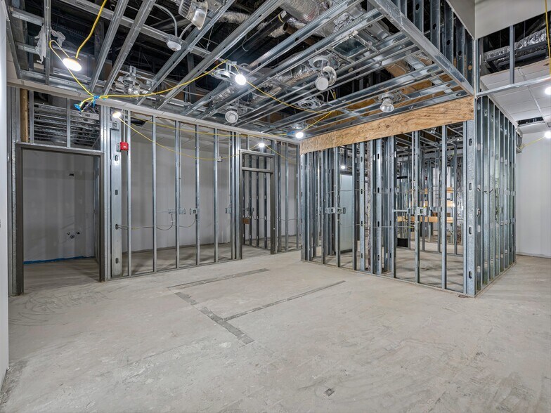 More Photos Of 408 Depot St, Asheville Medical For Sale