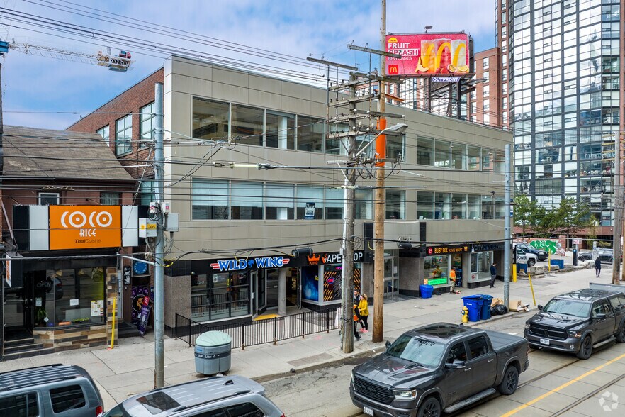 More Photos Of 675 King St W, Toronto Office For Lease