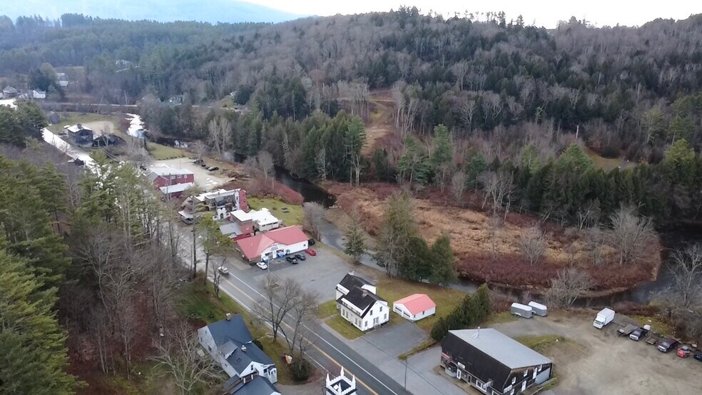 More Photos Of 2072 Main st, Londonderry Apartments For Sale