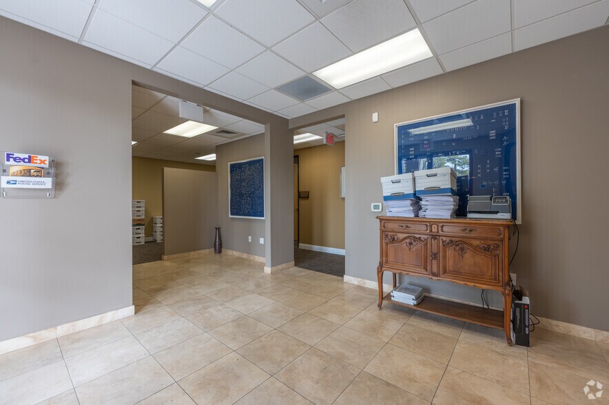 More Photos Of 2905 Lake East Dr, Las Vegas Office For Lease