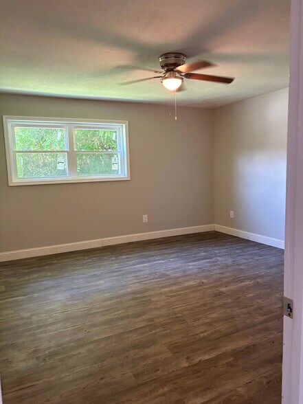 More Photos Of , Kingsport Multifamily For Sale