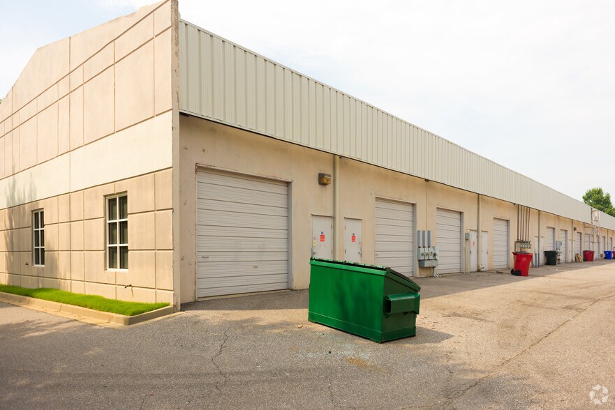 More Photos Of 7891 Stage Hills Blvd, Bartlett Flex For Lease