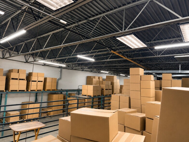 More Photos Of 259-261 48th St, Brooklyn Warehouse For Sale