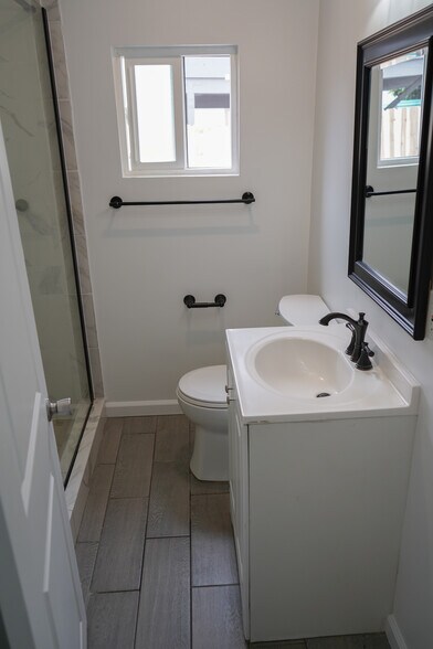 More Photos Of 1235 Clavel Ave, Ventura Apartments For Sale