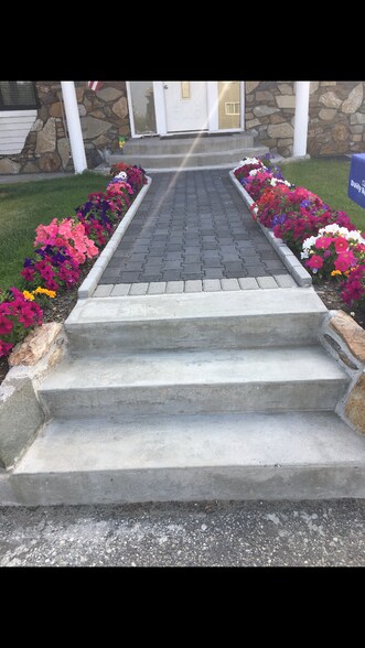 More Photos Of 205 A St, Fairbanks Hotel For Sale