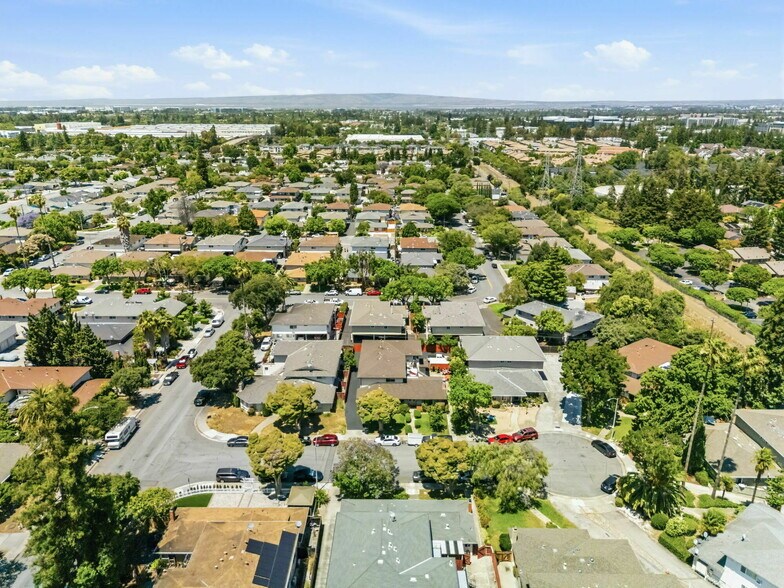 More Photos Of 651 Belladonna Ct, Sunnyvale Apartments For Sale