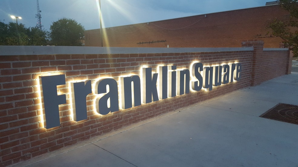 More Photos Of 700-702 Franklin Ave, Waco Storefront Retail Residential For Lease