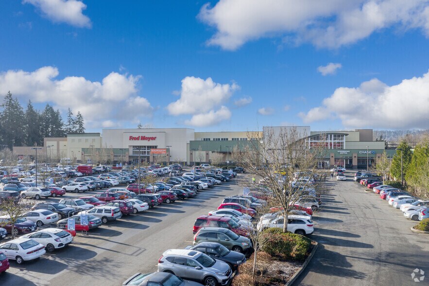 More Photos Of 17667 NE 76th St, Redmond Supermarket For Sale