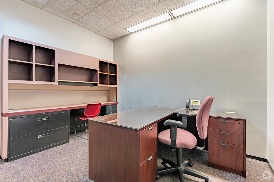 More Photos Of 2929 Stateline Rd, Southaven Industrial For Sale