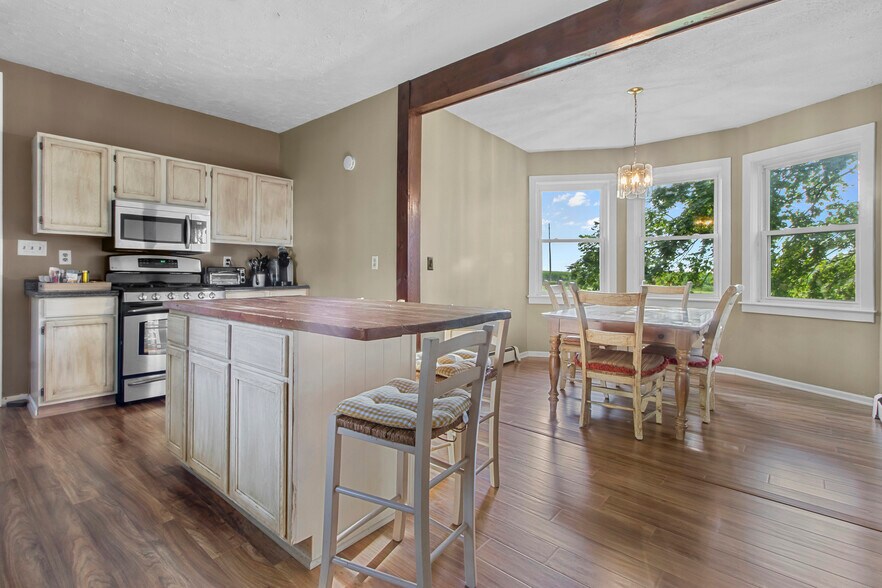 More Photos Of 5189 W 600 N, McCordsville Medical For Sale