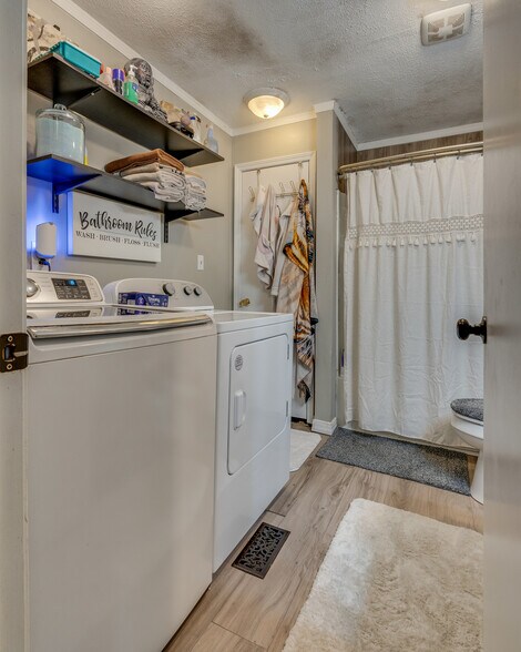 More Photos Of 5560 Highway 19 E, Hampton Manufacturing For Sale