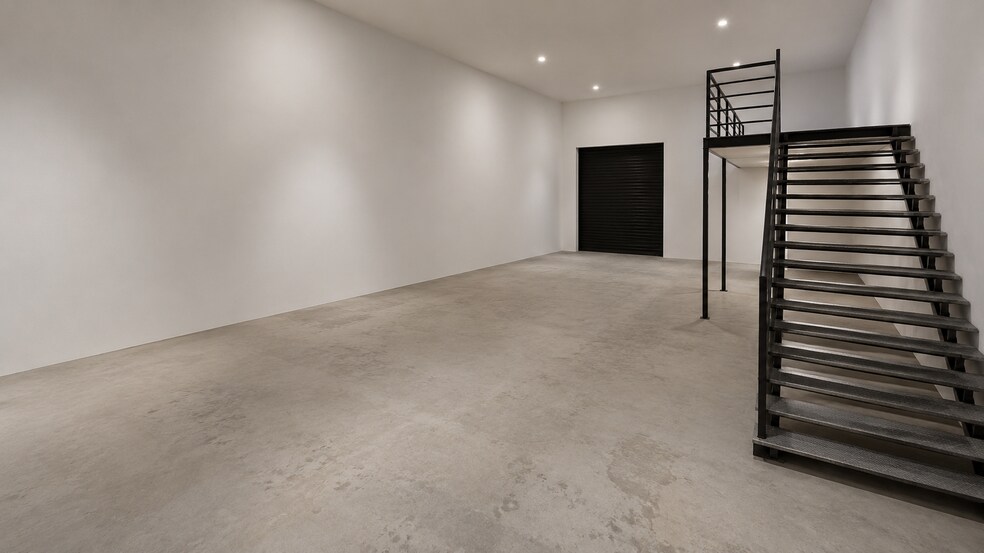 More Photos Of 8146 Norman Ave, Summerset Flex For Sale