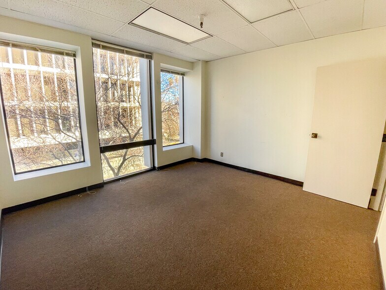 More Photos Of 800 H St, Sacramento Office For Lease