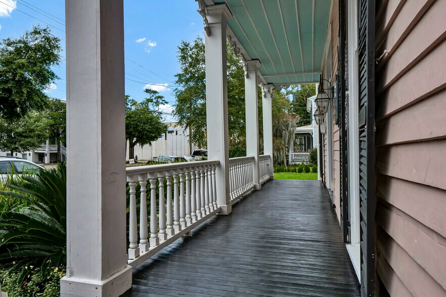 More Photos Of 12 N 5th Ave, Wilmington Office Residential For Sale