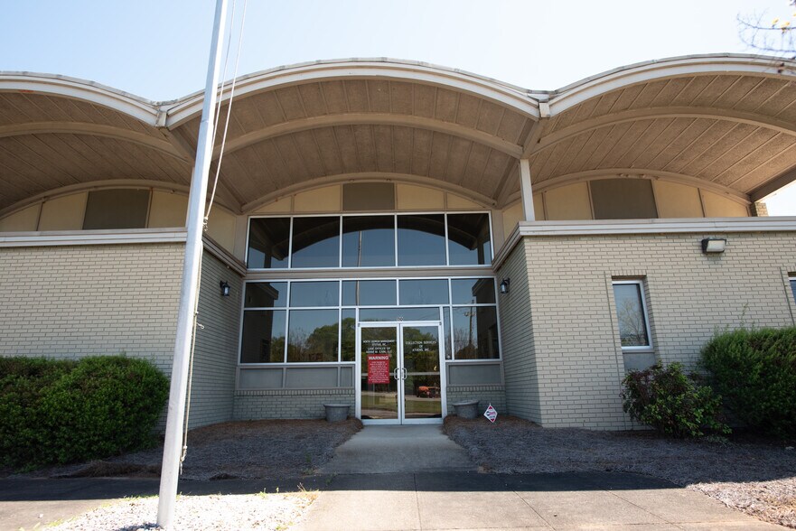 More Photos Of 110 Newton Bridge Rd, Athens Warehouse For Lease