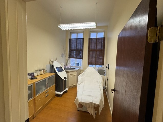 More Photos Of 230 California St, San Francisco Office For Lease