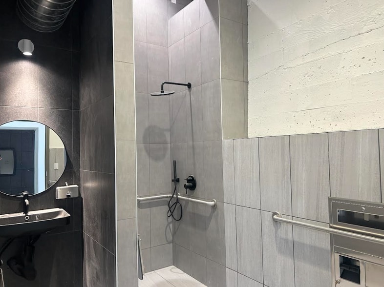 More Photos Of 2870-2880 California St, San Francisco Apartments For Lease