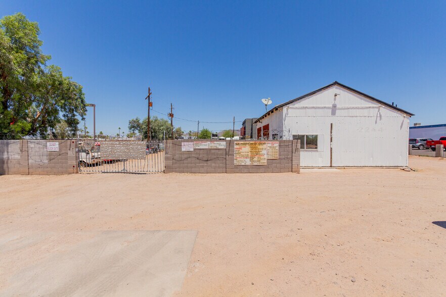 More Photos Of 2244 W Apache Trl, Apache Junction Contractor Storage Yard For Sale