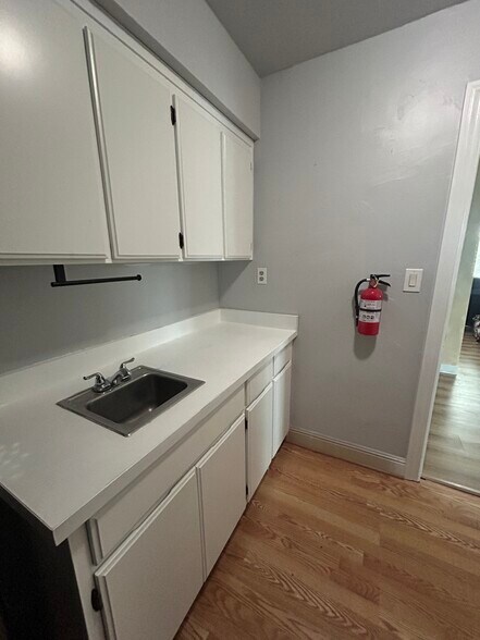 More Photos Of 16430 Monterey Rd, Morgan Hill Office For Lease