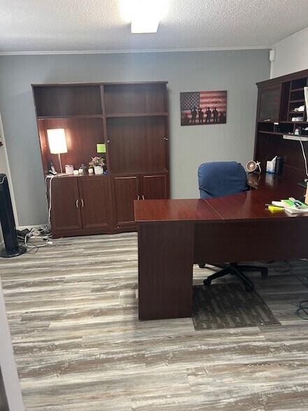 More Photos Of 1136 Mt Gallant Rd, Rock Hill Freestanding For Lease