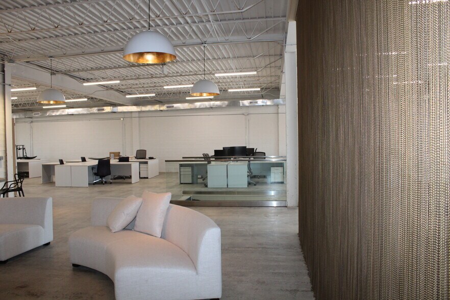 More Photos Of 117 W Main St, Coldwater Office For Lease