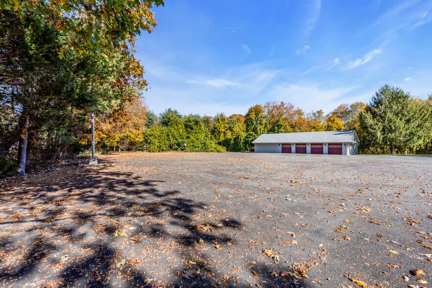 More Photos Of 150 W Veterans Hwy, Jackson Funeral Home For Sale