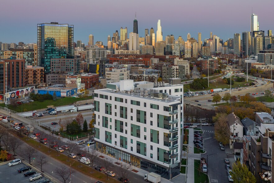 More Photos Of 670 N May St, Chicago Apartments For Lease