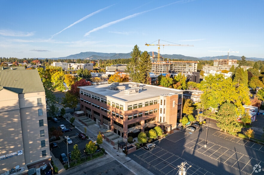 More Photos Of 360 E 10th Ave, Eugene Office For Sale