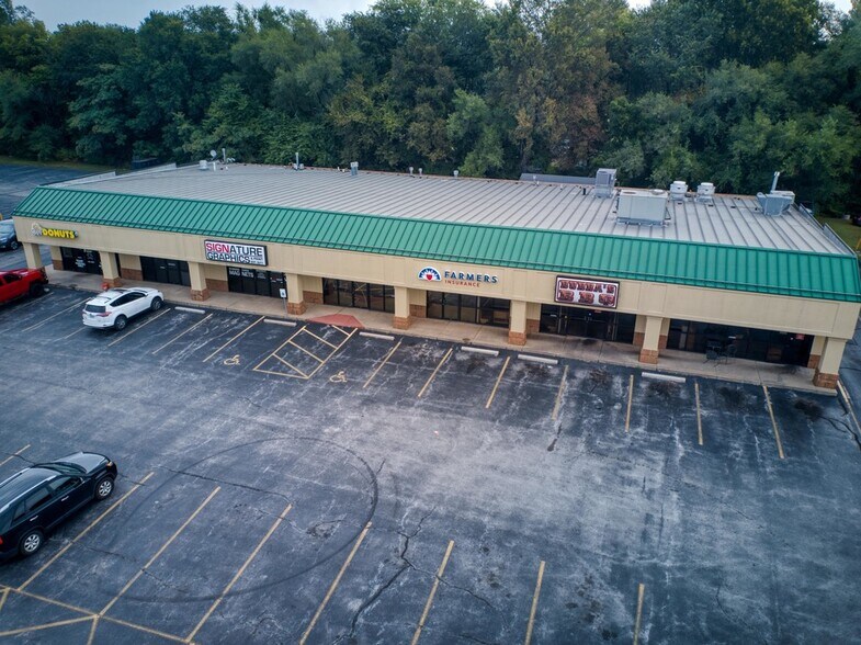 More Photos Of 512-520 N West Bypass, Springfield Unknown For Lease