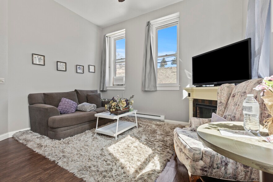 More Photos Of 603 N River St, Hot Springs Hotel For Sale