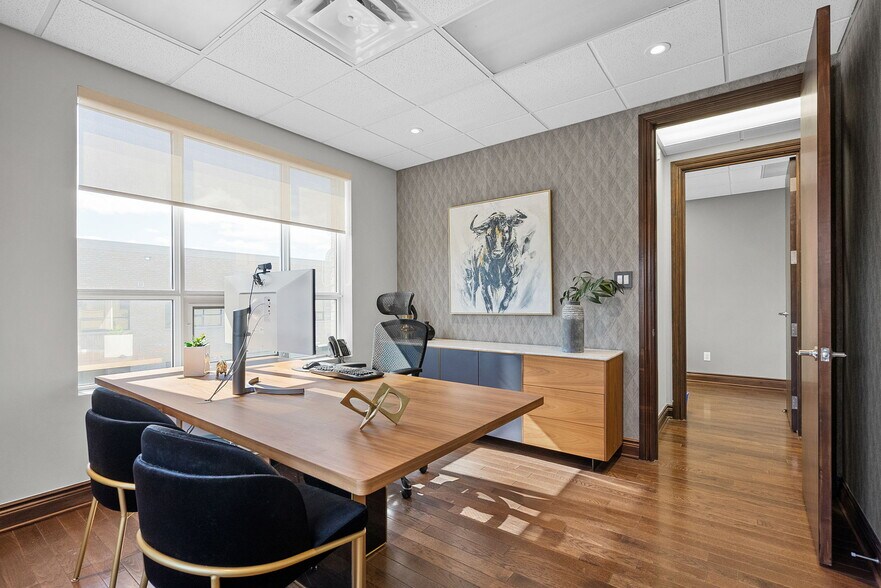 More Photos Of 130 Terence Matthews Cres, Ottawa Office For Sale