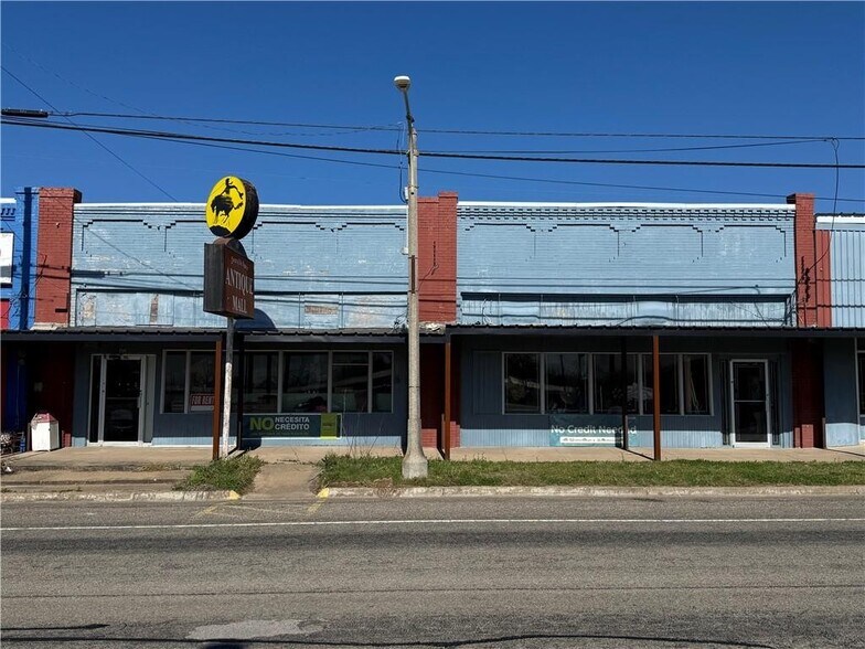 More Photos Of 208 E Gassaway Ave, Lott Storefront For Sale