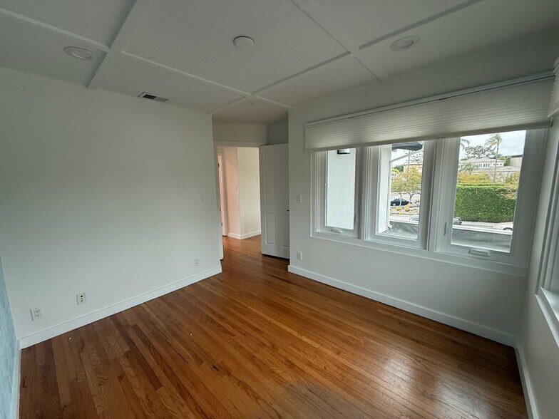 More Photos Of 7880 Exchange Pl, La Jolla Freestanding For Lease