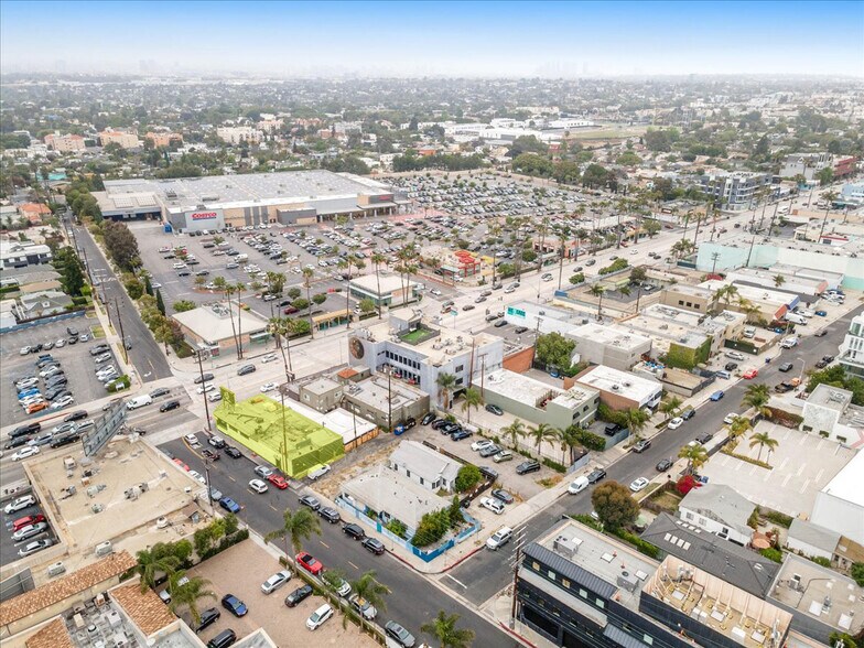 More Photos Of 13484 Washington Blvd, Marina Del Rey General Retail For Sale