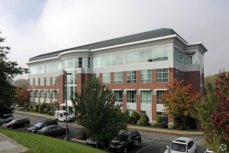 More Photos Of 375 Southpointe Blvd, Canonsburg Office For Lease