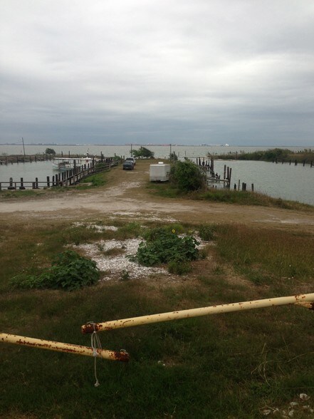 More Photos Of 408 S Commerce St, Port Lavaca Land For Lease